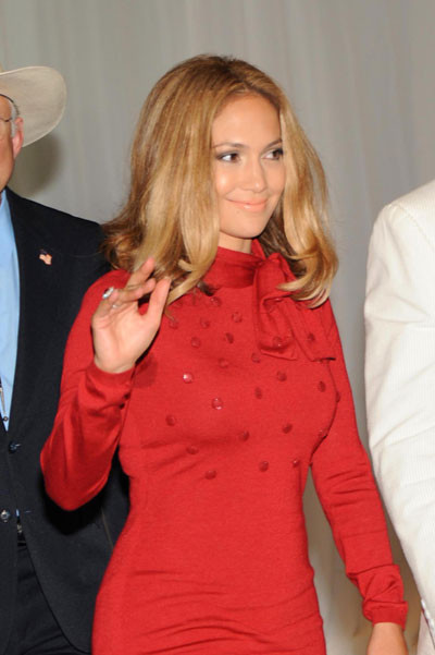 Jennifer Lopez a implinit 40 de ani!