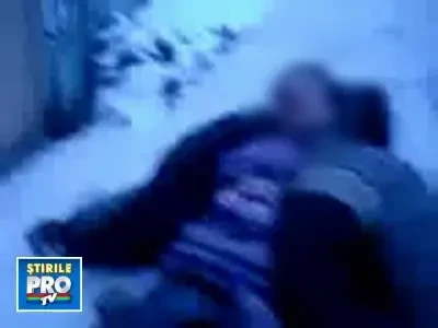 Copil de 11 ani, imbatat cu forta!