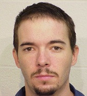 90 de zile de inchisoare pentru o partida de sex cu un aspirator!