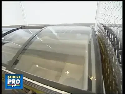 Bag-o pe mama in congelator si incaseaza-i pensia!