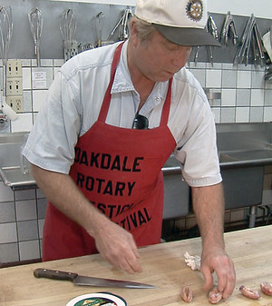 180 de kilograme de testicule!