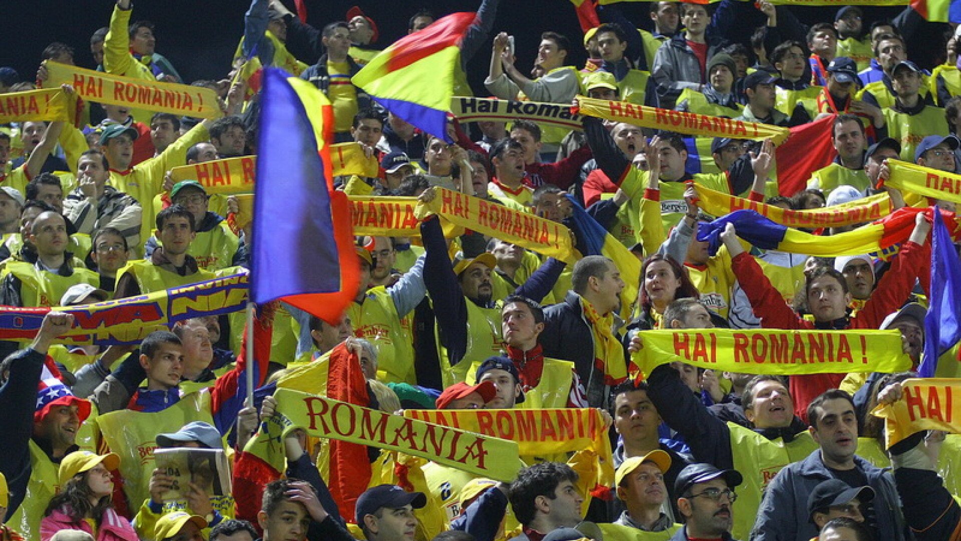 Inca avem sanse sa ajungem la Euro 2012! Romania a invins Luxemburg cu 2-0