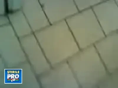 Amor in toaleta scolii, la Galati! Protagonisti: elevi de 13 si 14 ani!