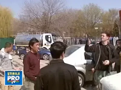 Chinezii protestatari ar lucra si in agricultura pentru o bucata de paine