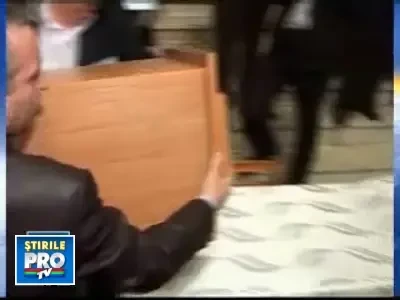 Comunistii au castigat detasat alegerile din Republica Moldova