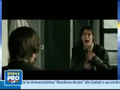 Matthew Perry se intoarce pe bancile scolii!