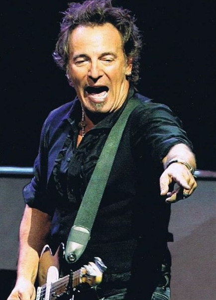 Ce-ai face daca te-ai trezi ca sotul/sotia te inseala cu o vedeta?