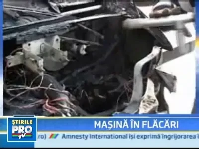 O autoutilitara din Braila a luat foc chiar in centrul orasului