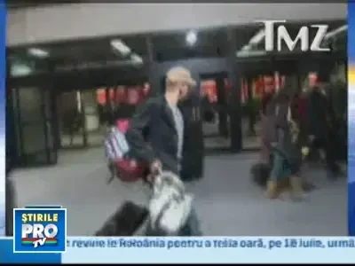 Feriti-va de Woody Harrelson! Imparte pumni in dreapta si-n stanga!