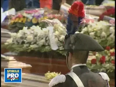 Zi de doliu in Italia pentru cele 300 de victime ale cutremurului