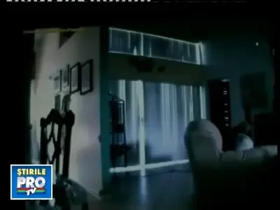 A vazut de la munca cum hotii ii sparg casa