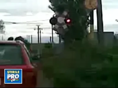 Trenule, masina mica, cum te-mpinge Ionica!