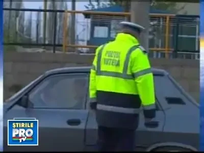Epoleti patati la Craiova! Politisti prinsi in flagrant