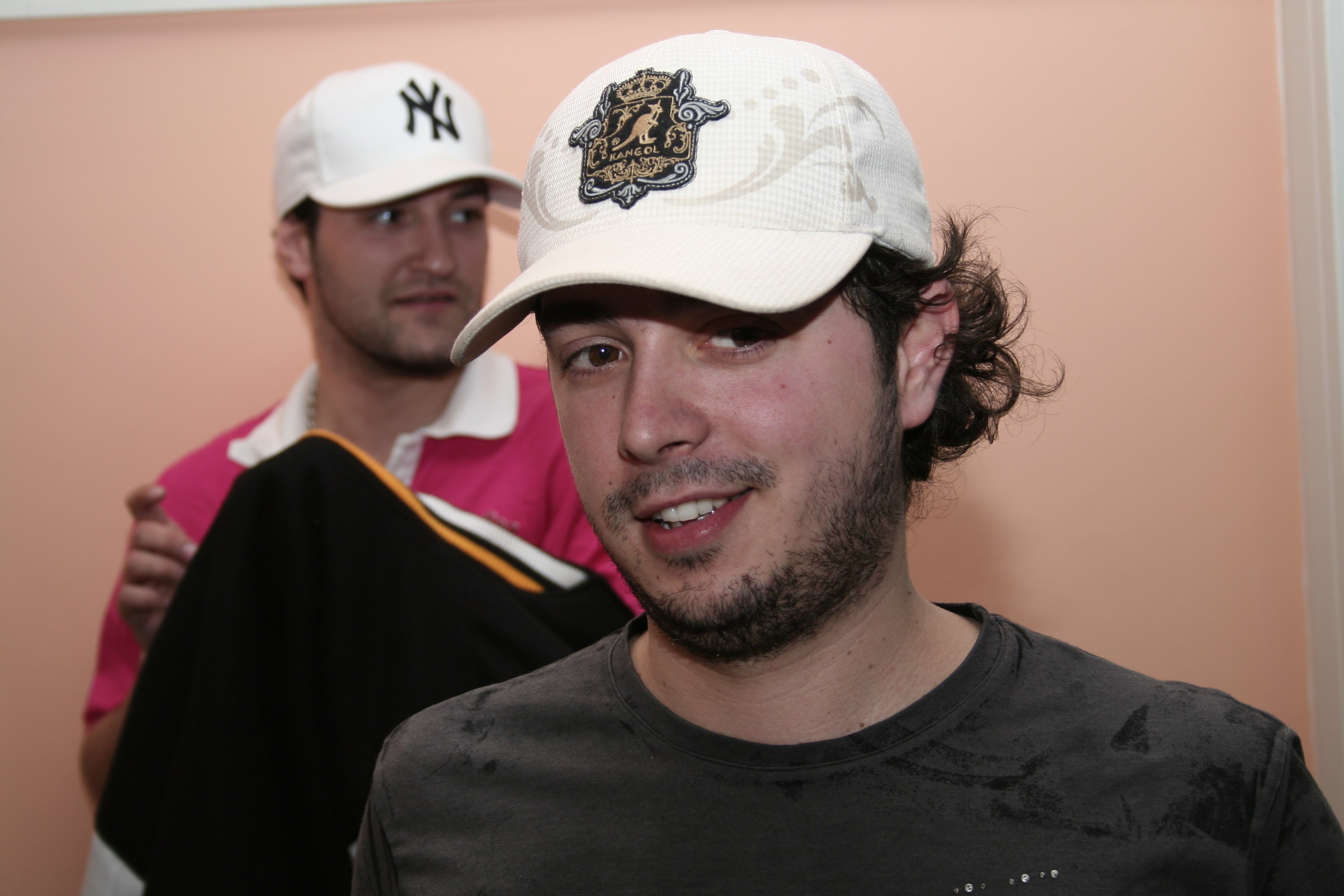 Premiera MTV, la ora 22:00. Cel mai nou videoclip Guess Who ft. Marius Moga