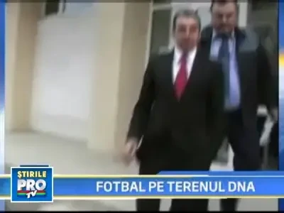 Patronul FC Arges, Cornel Penescu, retinut pentru dare de mita