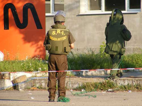 O valiza plina cu haine si ziare a creat panica intr-o parcare din Deva