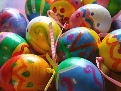 Zeci de mii de romani au luat lumina de la bisericile ortodoxe din Italia