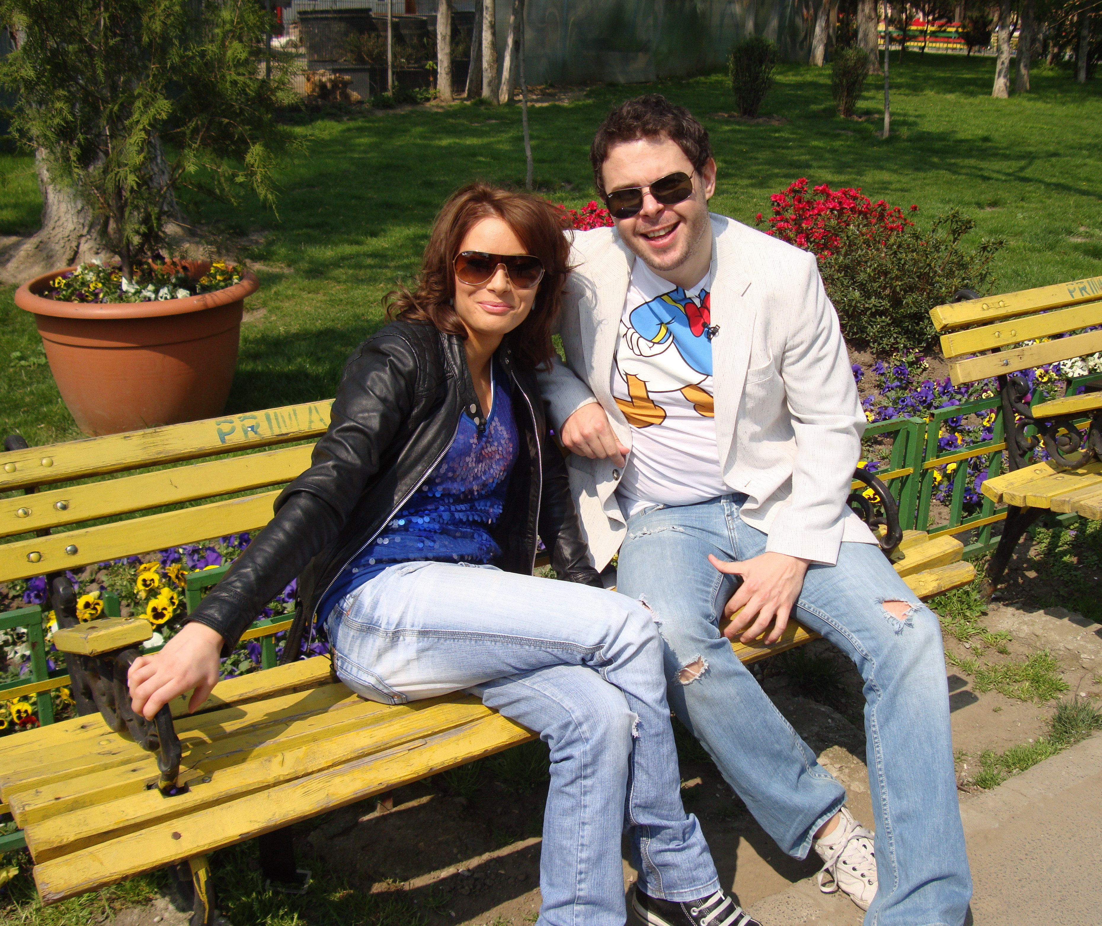 Laura Cosoi prezinta “Hitlist Romania” impreuna cu Tom Boxer!