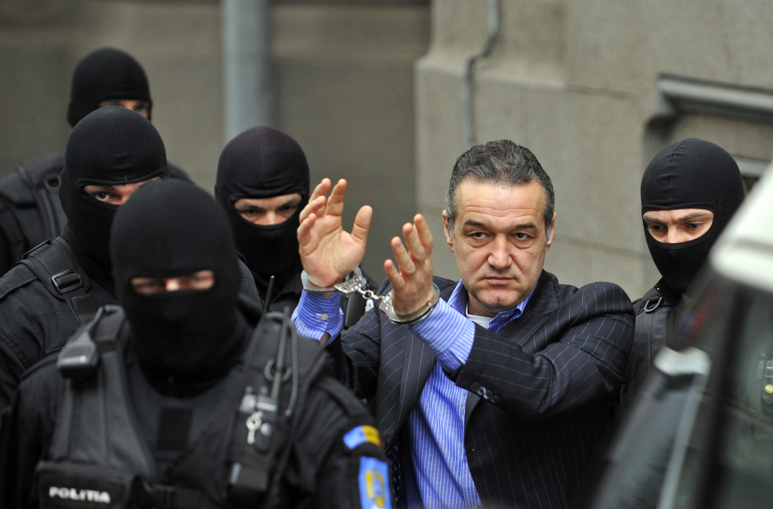 O a opta persoana implicata in cazul Gigi Becali, arestata preventiv