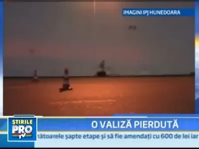 O valiza plina cu haine si ziare a creat panica intr-o parcare din Deva