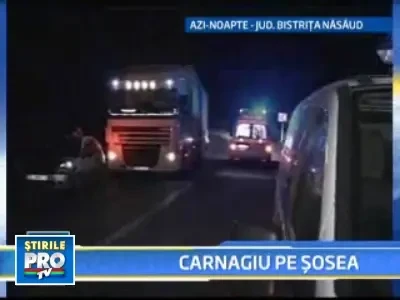 Carnagiu pe o sosea din Bistrita Nasaud! Microbuz spulberat de un tir!