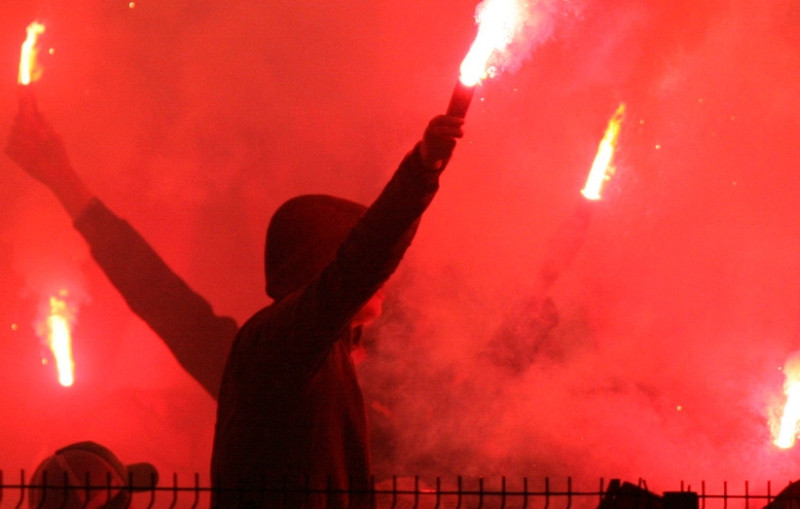 Suporter prins cu droguri la meciul Dinamo - Rapid