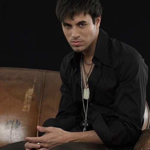 Anna, mai asteapta! Enrique Iglesias nu vrea sa se insoare