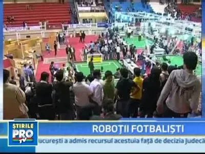Ai juca fotbal cu o echipa de roboti?