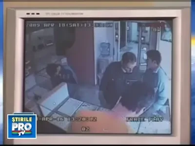 Tentativa de furt dintr-un magazin de bijuterii, esuata