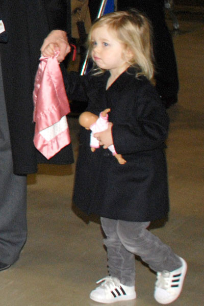 Angelina Jolie, geloasa pe propriul copil! Crede ca o eclipseaza