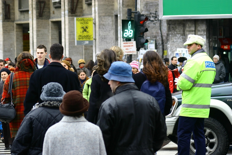 Romanii, din ce in ce mai putini. In 2050 vom fi 15 milioane!