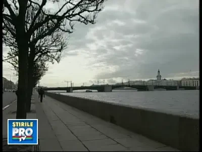 La Sankt Petersburg cartile sunt