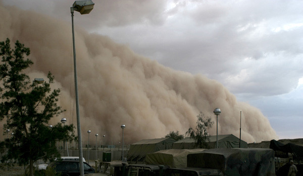 O puternica furtuna de nisip face ravagii in nord-vestul Chinei