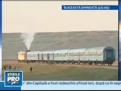 Impact violent! A intrat cu masina direct intr-un tren