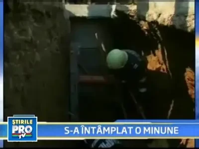 Miracol! Muncitor salvat, dupa ce un mal de pamant s-a prabusit peste el