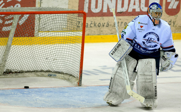 Socant! Un hocheist slovac a omorat cu 14 lovituri de cutit un arbitru !