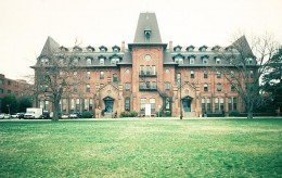 Impuscaturi in campusul universitatii Hampton, din statul american Virginia