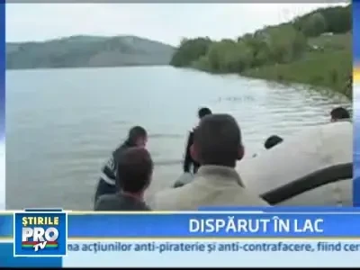 A iesit cu barca la plimbare pe lac si si-a gasit sfarsitul!