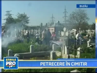 Zarva mare prin cimitire, de Pastele Blajinilor!