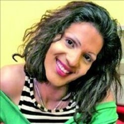 Exclusiv la "Povestiri adevarate": party a la Naomi!