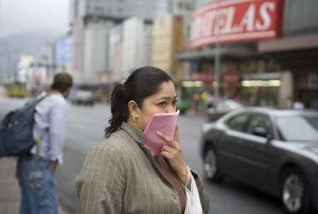 Romanii din Spania si Mexic traiesc cu frica din cauza gripei "porcine"
