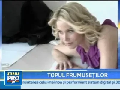People: Christina Applegate e cea mai frumoasa!