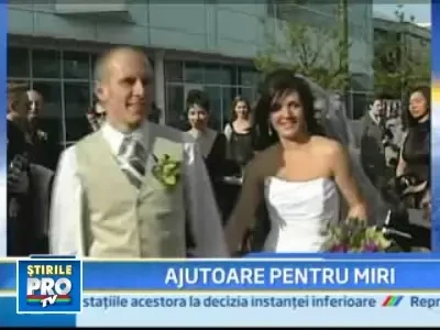 Si-au anulat nunta din Mexic si s-au casatorit in SUA, fara niciun ban!