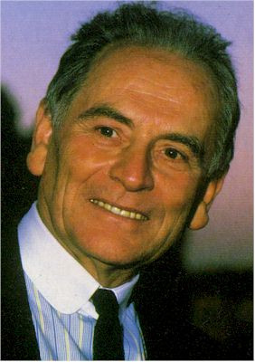 Pierre Cardin, internat intr-un spital din Marsilia!