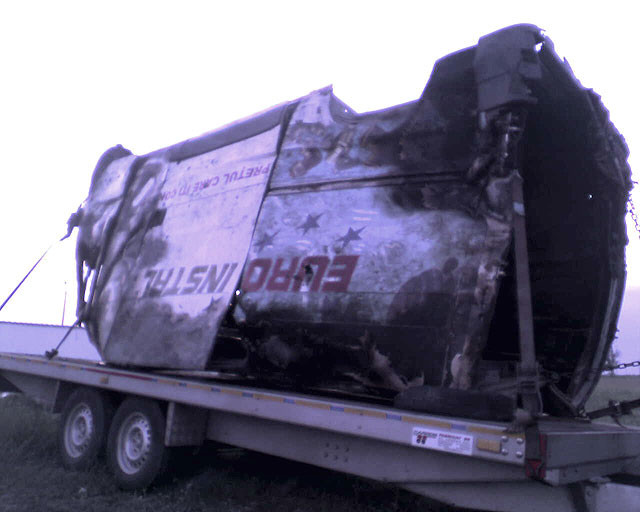 Clipe de foc pe DN Gaesti-Targoviste! O rulota a fost cuprinsa de flacari!