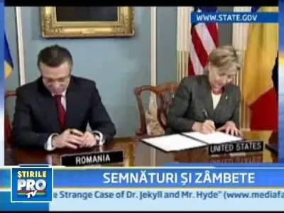 Hohote de ras la intrevederea dintre Cristian Diaconescu si Hillary Clinton