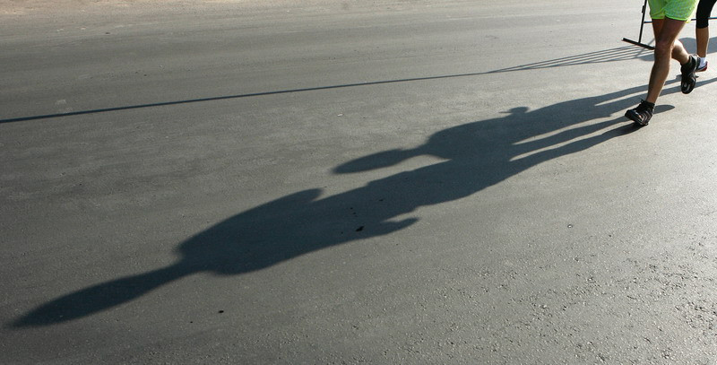 Finalul maratonului umanitar. Cine l-a sustinut pe Andrei Rosu si cine i-a pus piedici