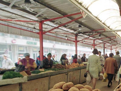 Contrabanda cu legume e in floare! Piata neagra inghite 1,5 mld euro pe an