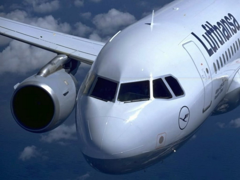 14 raniti dupa ce un avion Lufthansa a intrat intr-o zona de turbulente!
