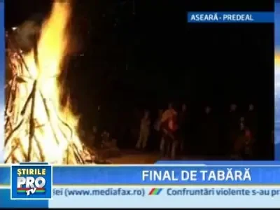 Atmosfera de poveste duminica la Predeal! Cantec si voie buna!